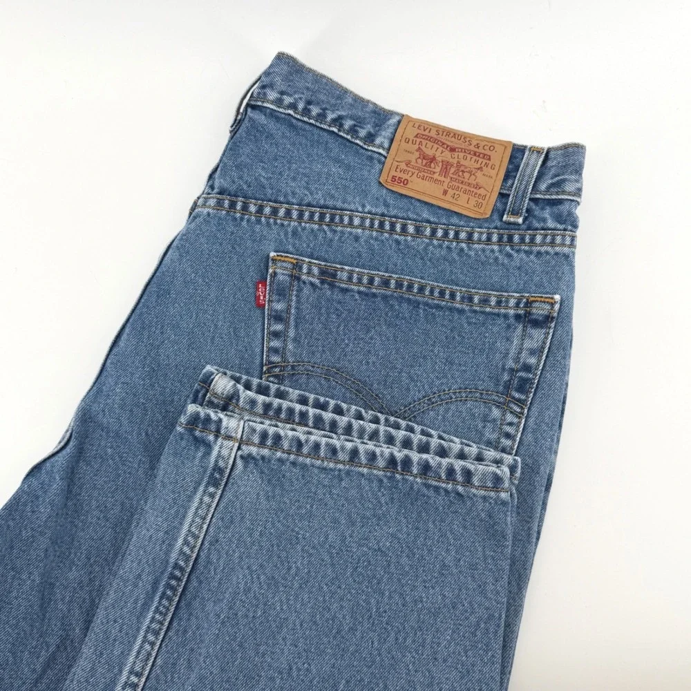 Vintage Y2K Levis 550 Relaxed Fit Jeans Mens 42x30 Blue Medium Wash 0550-4891